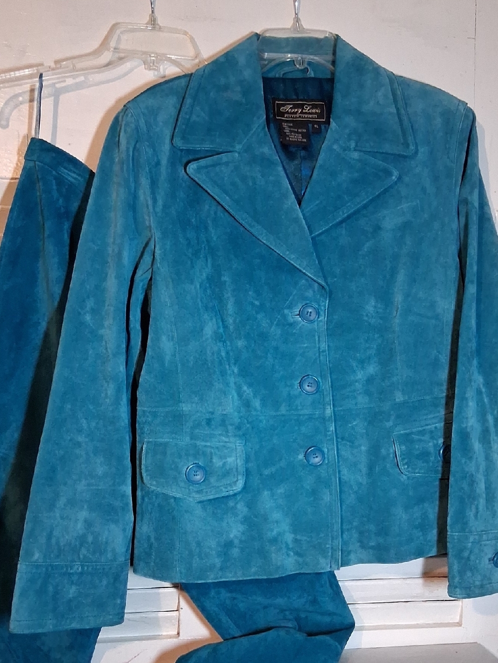 Beautiful Genuine Leather Terry Lewis Classic Luxuries Pant Suit